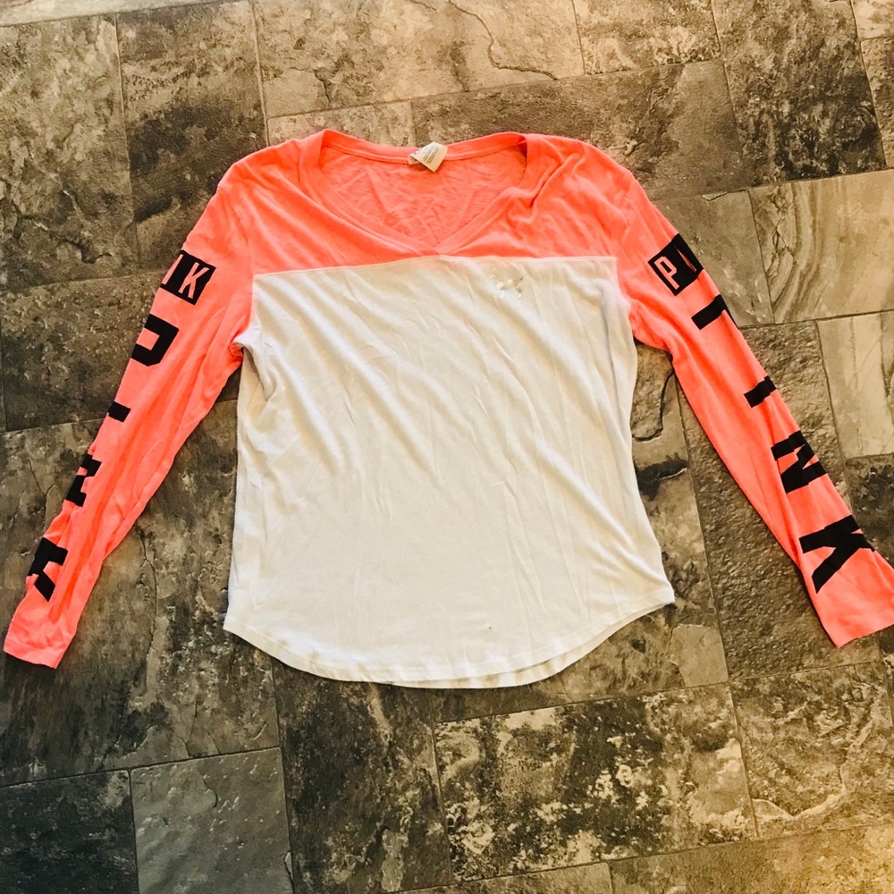 VS Long Sleeve Tee